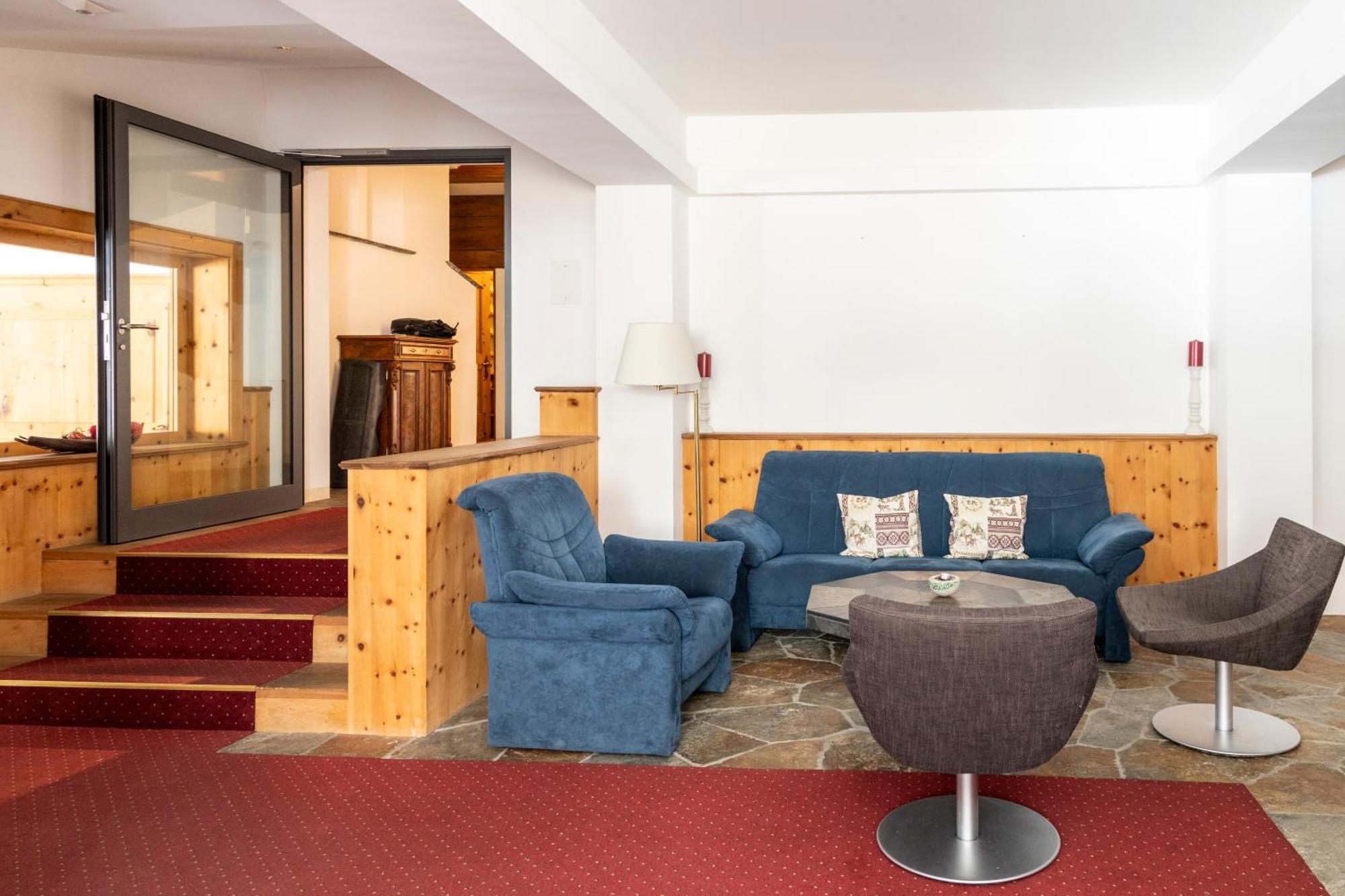 Hotel Chesa Grischa Sils Baselgia Екстериор снимка