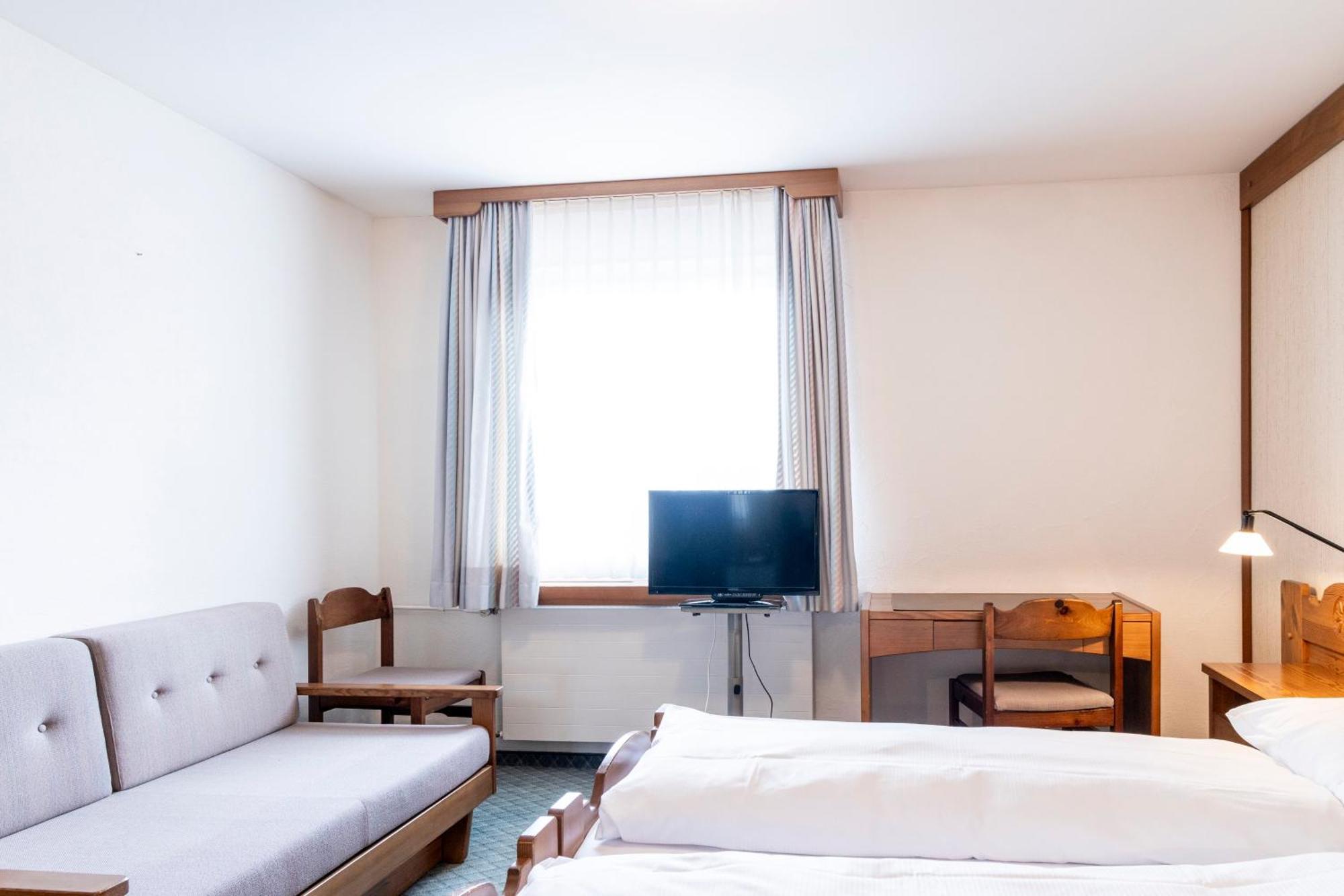 Hotel Chesa Grischa Sils Baselgia Екстериор снимка