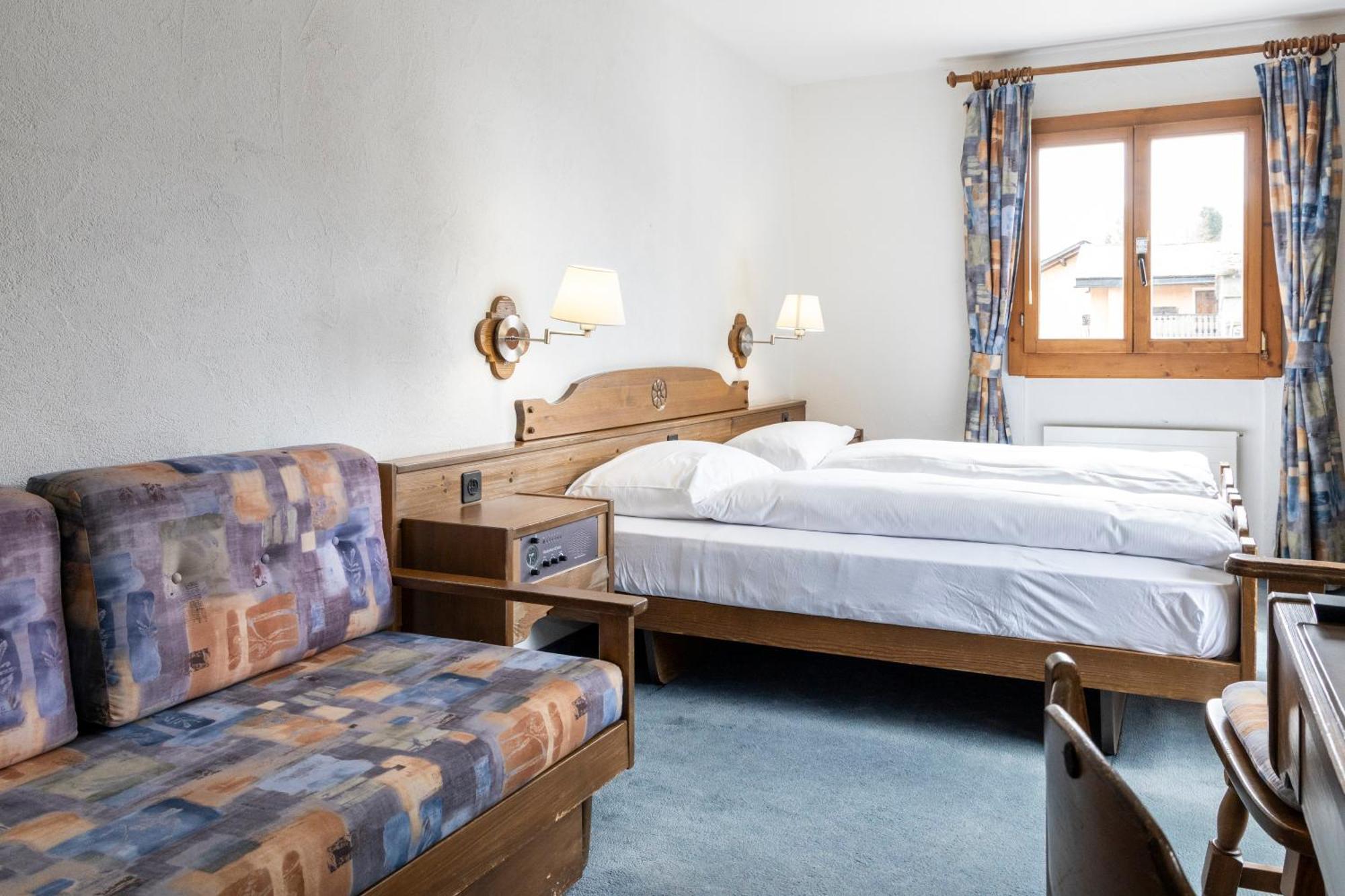 Hotel Chesa Grischa Sils Baselgia Екстериор снимка