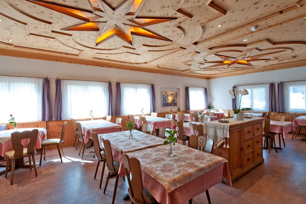 Hotel Chesa Grischa Sils Baselgia Екстериор снимка