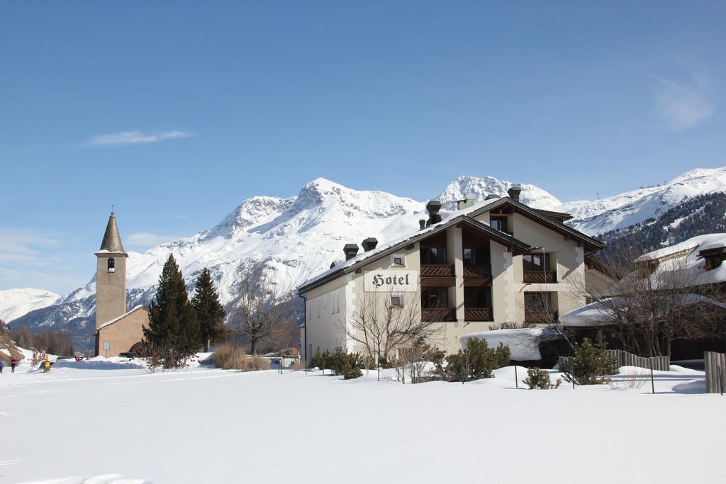 Hotel Chesa Grischa Sils Baselgia Екстериор снимка